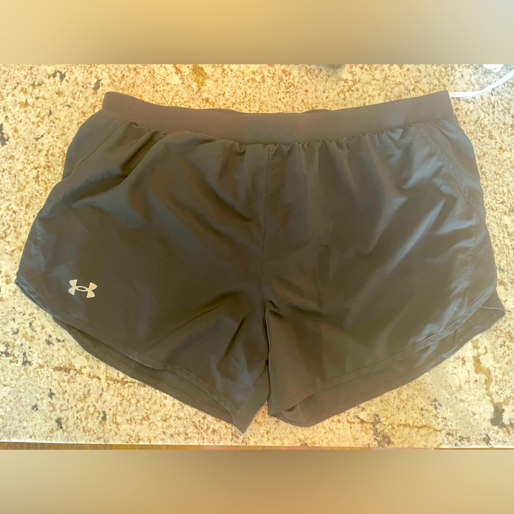 Under Armour athletic shorts, 3.5 inch inseam